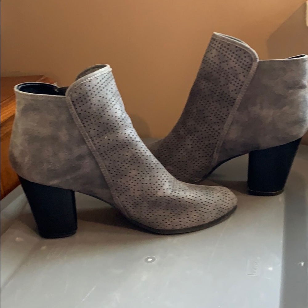 Chunky heel ankle boot